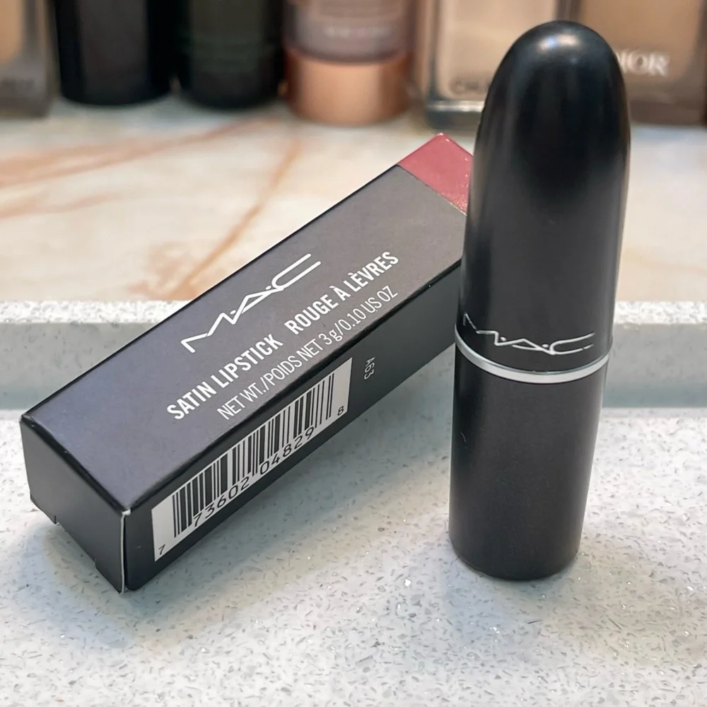 MAC ~ ‘802 BRAVE’ Satin Lipstick ~ Full Size ~ RARE & HTF ~ NIB